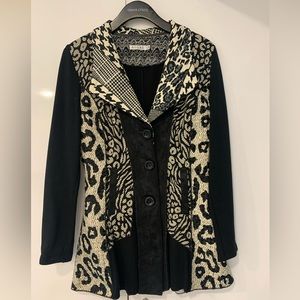 Adore- 3 button fitted jacket !